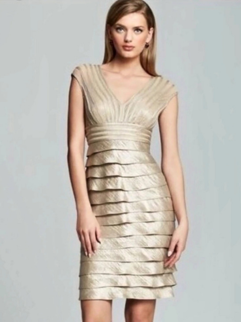 Adrianna Papell Shutter Pleat Gold V Neck Front/Back Dress. Size 6
